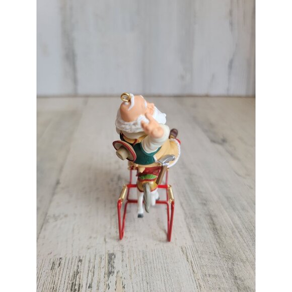 Hallmark 2003 Toymaker Santa ornament Xmas - Picture 3 of 6